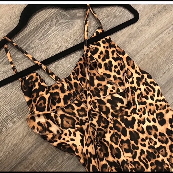 VICI Collection mini leopard slip dress - Picture 4 of 5
